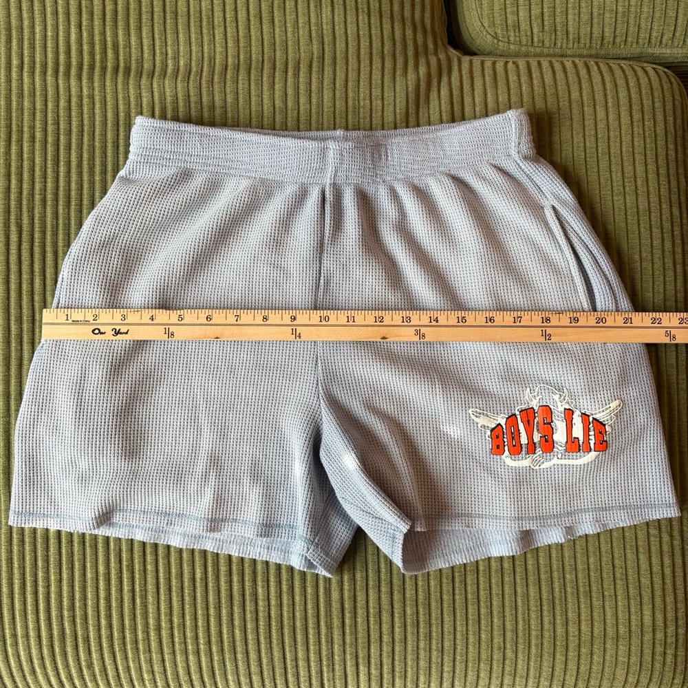 NWT BOYS LIE Fool Me Once Francis Waffle Knit Shorts Blue Sz M - Picture 8 of 12